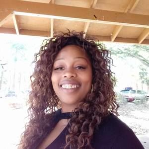 Meet your Posher, Elena